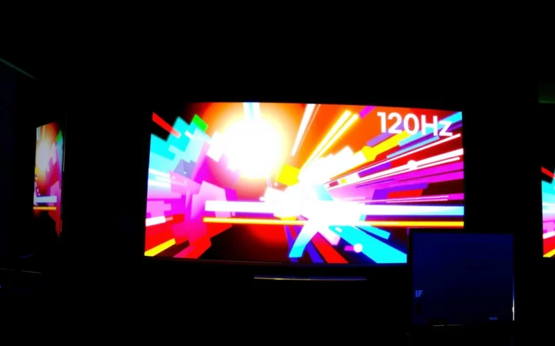 144Hz QLED vs 120Hz QLED: Which Refresh Rate Is Better?