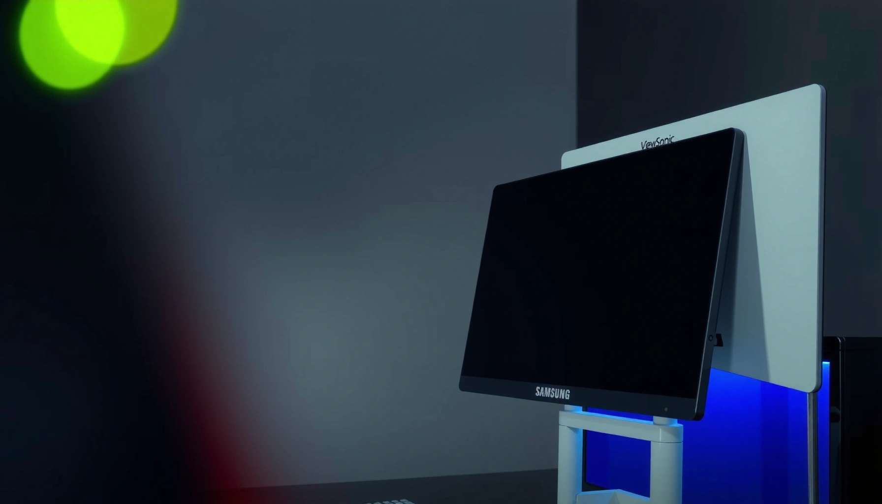 Comparison of Samsung and ViewSonic monitors for buyers considering their options.