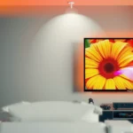 Comparison of Smart TV and QLED TV highlighting key differences and pros.
