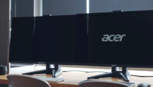 Comparison of ViewSonic and Acer monitors showcasing key differences and features.